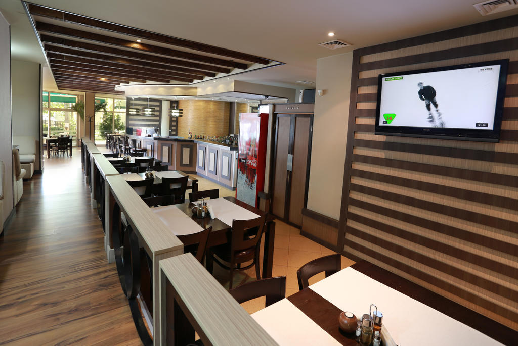Acropolis Hotel Pazardzhik Luaran gambar